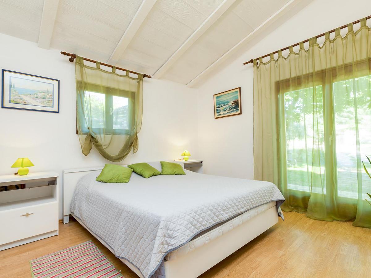 Apartman Susnjic โปเรช ภายนอก รูปภาพ