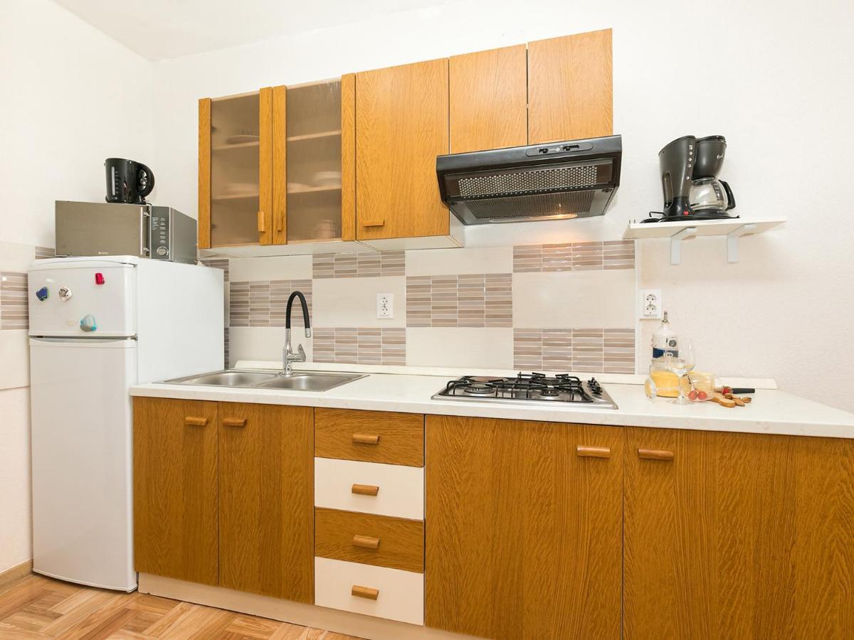 Apartman Susnjic โปเรช ภายนอก รูปภาพ