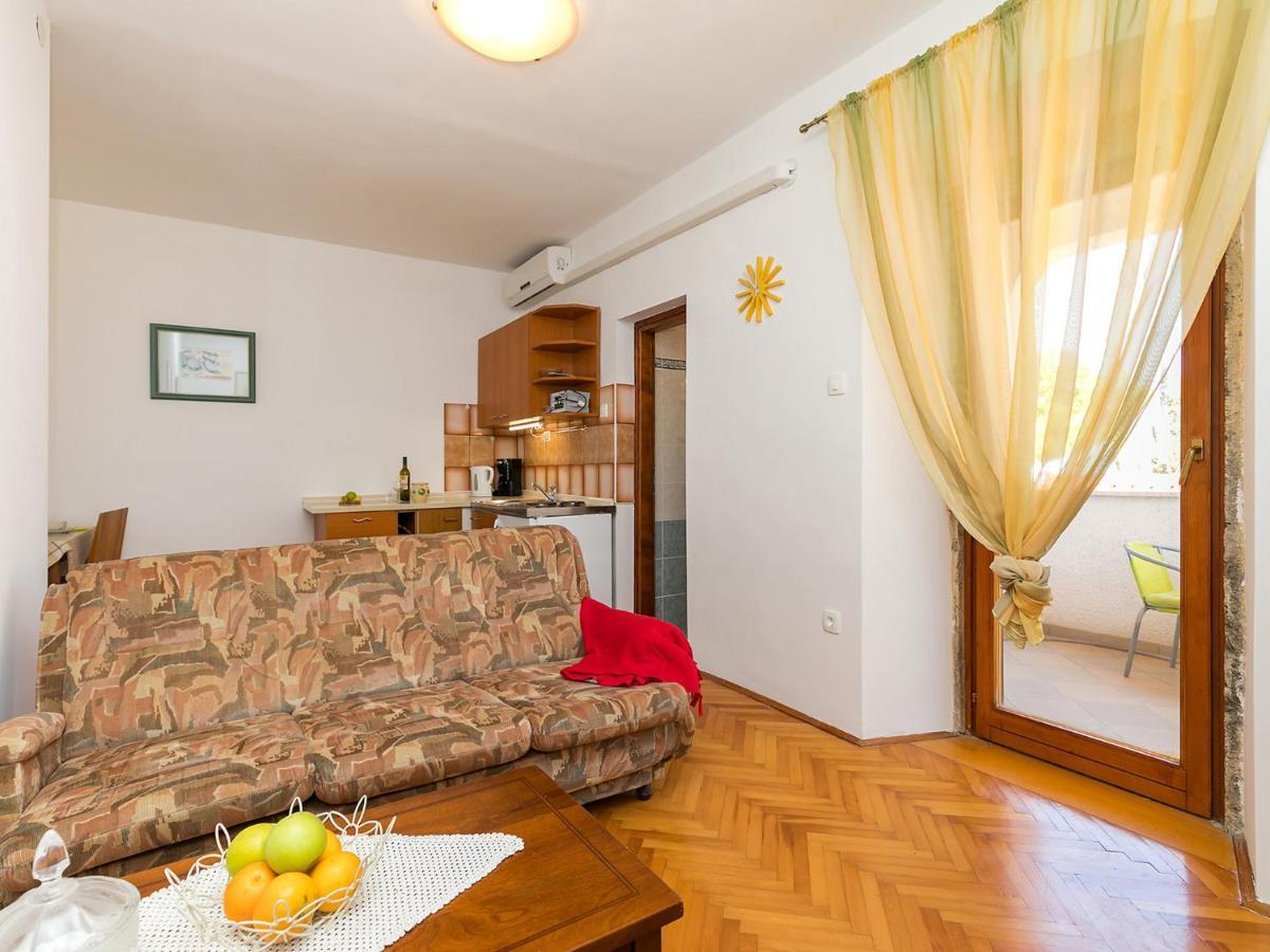 Apartman Susnjic โปเรช ภายนอก รูปภาพ